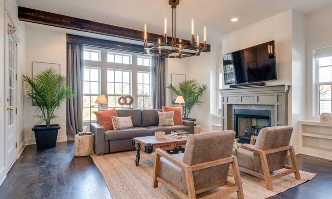 Shelby Hills House | The Presley - Rooftop Hot Tub & Fire Pit with Views