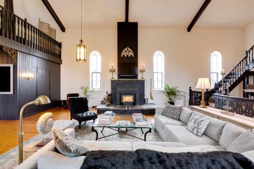 Rossmore House | The Prince Edward County Church, A Unique Escape