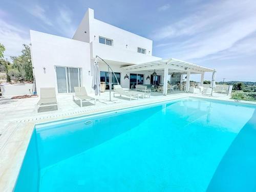 Agii Anargiri Villa | The Privacy Villa by Seaviews