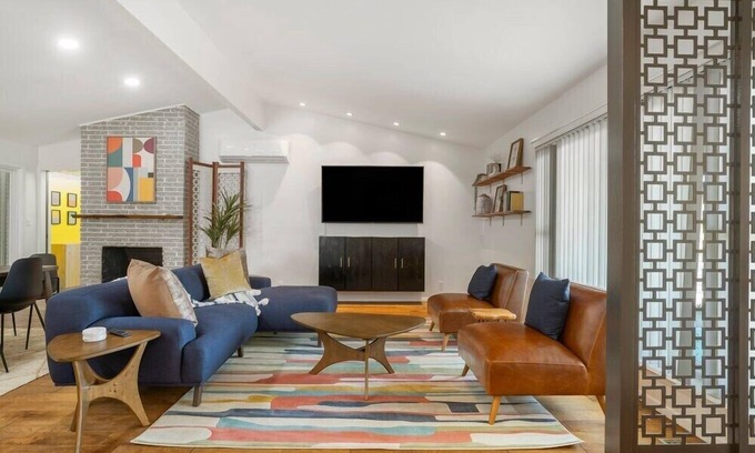 Tulsa House | The Radical Retro at the EXPO! 3 BR/2 BATH