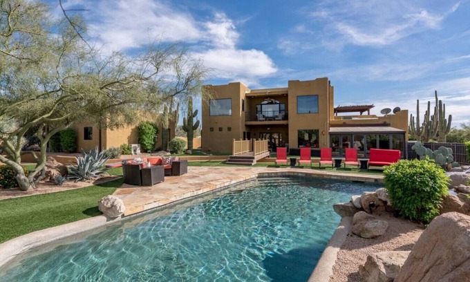 North Scottsdale House | The Red Bird Sanctuary