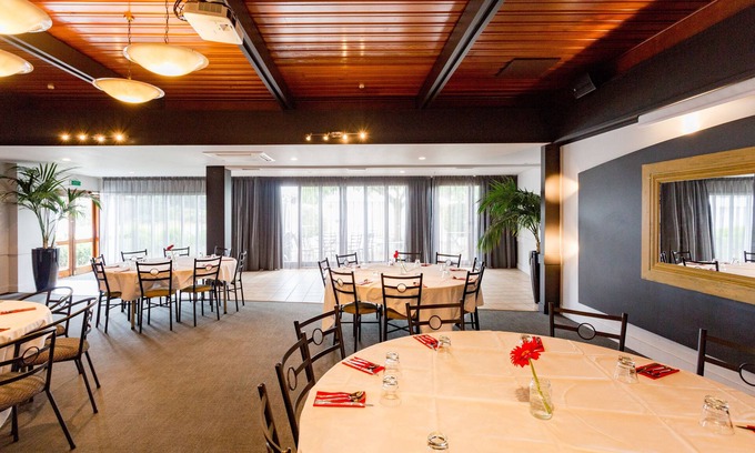 Redwood Hotel | The Redwood Hotel