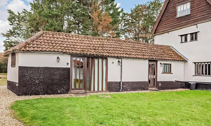 Hethel Cottage | The Retreat - UK48231