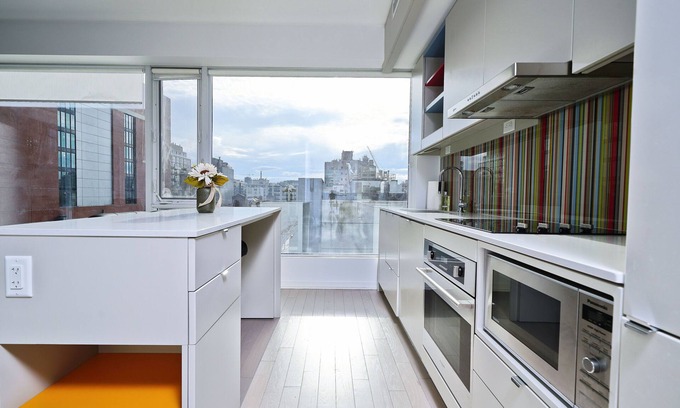 Wellington Place Apartment | The Reve Suite