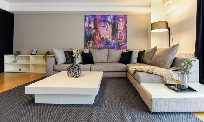 Sector 2 Apartment | THE RICH & FAMOUS | Spacious 1BR Apt with balcony