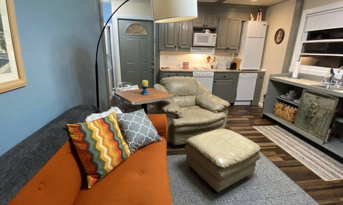 Macon Apartment | The RoseHill - 1BD/1BA Cute Apartment Near Amerson River Park
