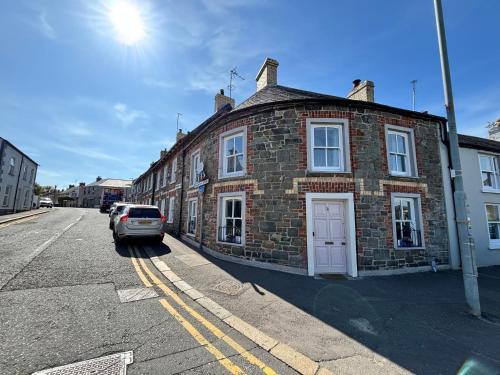 Strangford House | The Round House