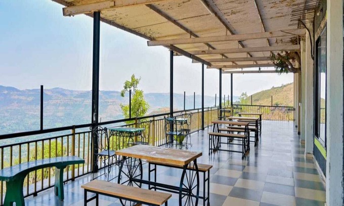 Panchgani Hotel | The Royal Heaven Resort