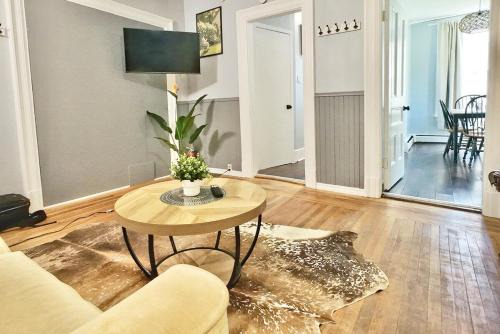 Bridgewater Apartment | The Salt Soul Suite Cozy Apt 5