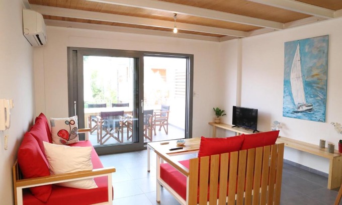 Keramoti Apartment | The Seal