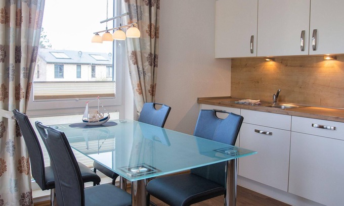 Dahme Apartment | The "Seemuschel" in Haus Meeresglück, close to the beach and central!