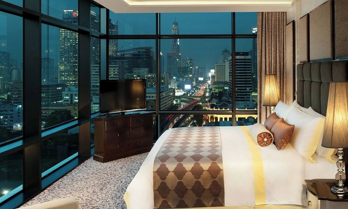 Ratchaprasong Hotel | The St. Regis Bangkok