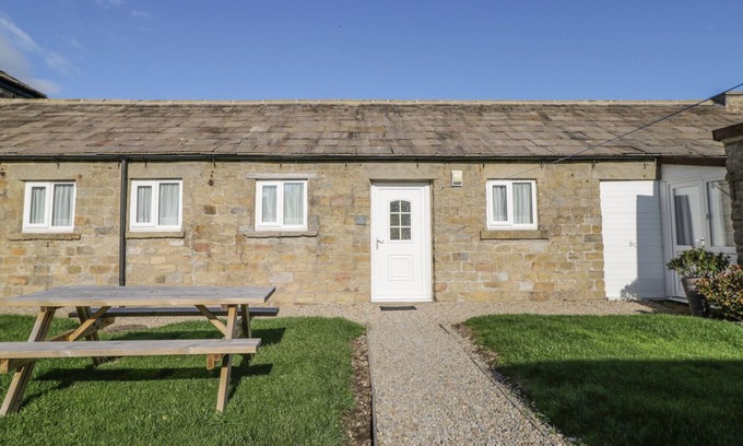 East Witton House | THE STABLES, pet friendly, character holiday cottage in Masham