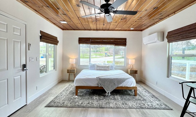 Raisin Cabin | THE STATION: Cabin A