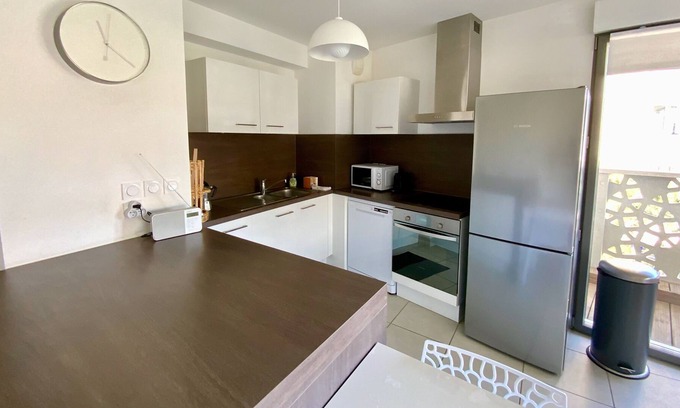Port Marianne Apartment | The Sublime- View, air conditioning and parking!