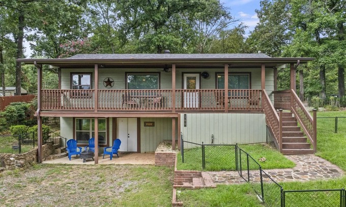 Avinger House | The Summit House @ Selah Resort