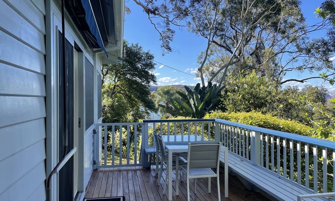 Clareville House | The Sundeck Cottage - Clareville Beach