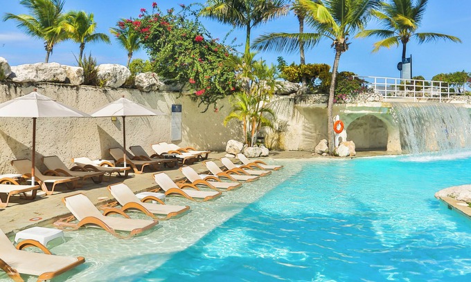 Los Brazos Resort | The Sunrise Suites is a boutique luxury development, within the the resort.