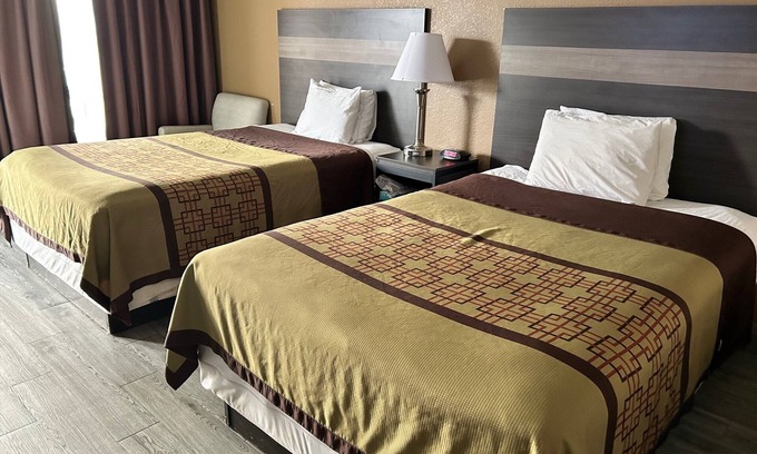 Caldwell Hotel | The Surrey Inn