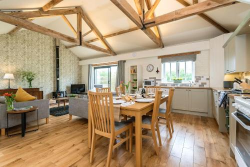 Sculthorpe House | The Swallow Cottage
