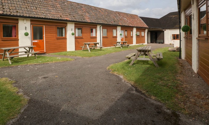 Watchet House | THE SWALLOWS (NO1), family friendly, with a garden in Watchet