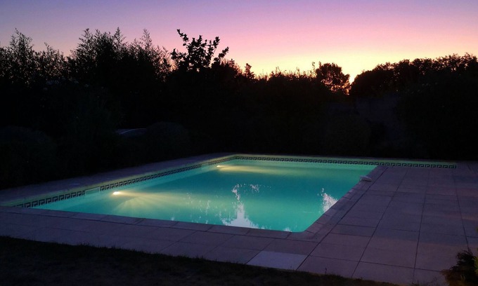 Vallabregues Apartment | The Sweetness of Aller - Bastide des Sources