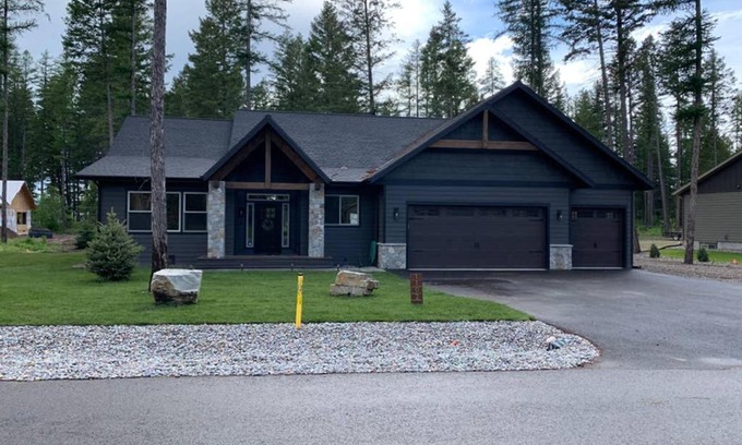 Columbia Falls House | The Timber Brae