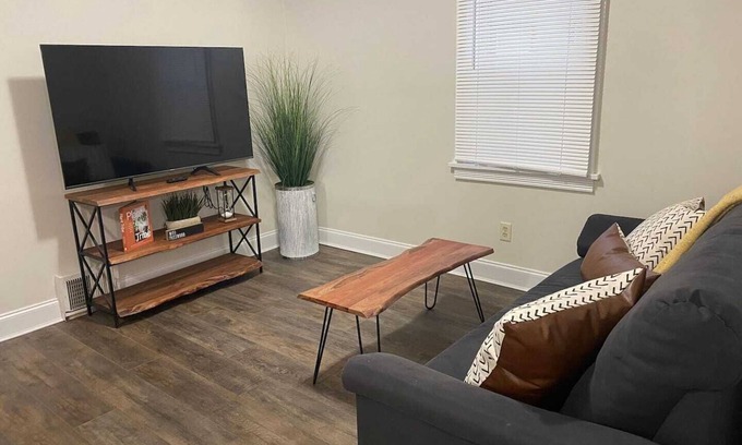 Green Bay Apartment | The Tiny Piney - Live. Work. Play. Downtown Green Bay!