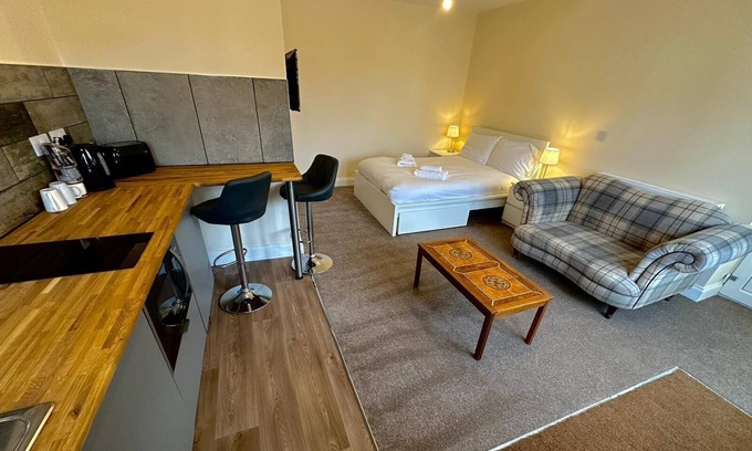 Boston Apartment | The Tractor Shed 1 bedroom apartment
