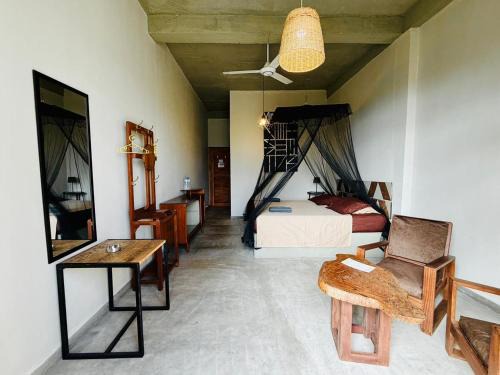 Tennekumbura Cabin | The Traveller Kandy