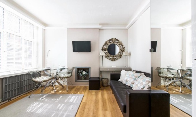 Chelsea Apartment | THE ULTIMATE CHELSEA GEM