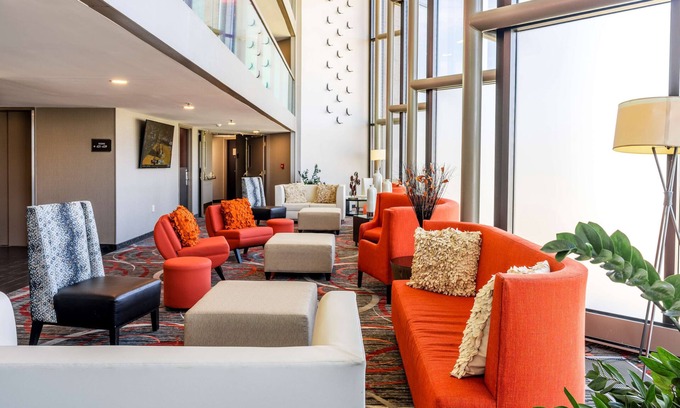 Natick Hotel | The Verve Hotel Boston Natick, Tapestry Collection by Hilton