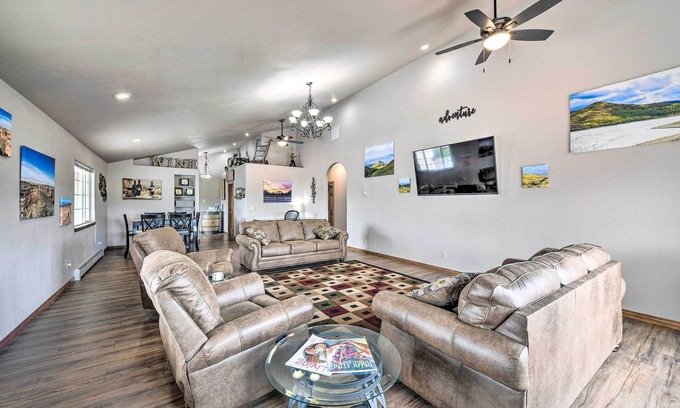 Fruitvale House | The Vineyard Country Farm Home at Grand Valley