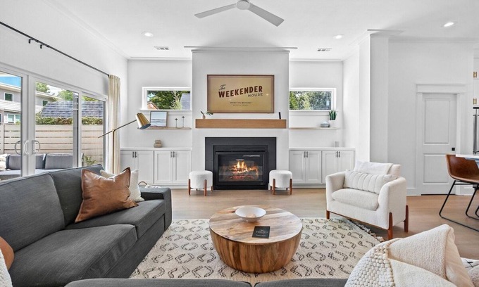 Downtown House | The Weekender House - Pool - Downtown