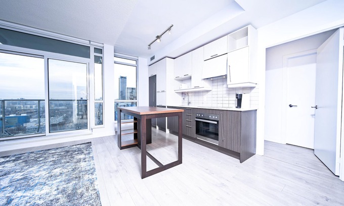 Wellington Place Apartment | The Well Downtown