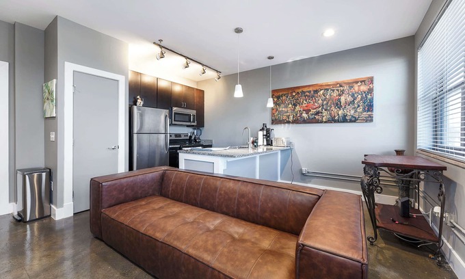 Roanoke Apartment | The West End Flats Su