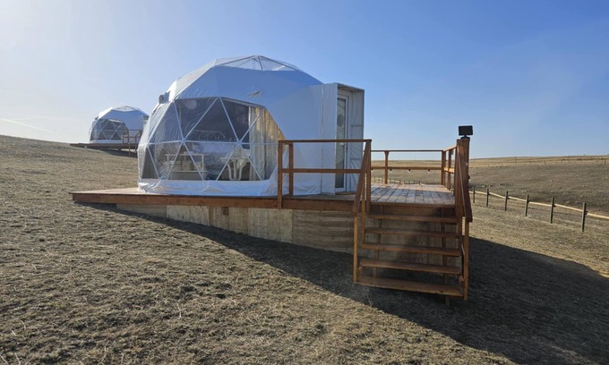 Medicine Hat RV Rental | The Wheat Grass Dome