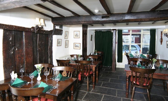 Clun Hotel | The White Horse Inn, Clun