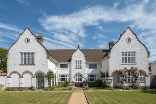 Bembridge House | The White House