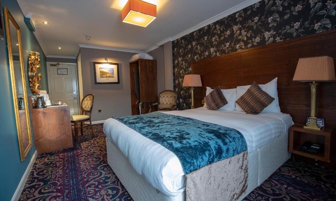 Corstorphine Hotel | The White Lady Wetherspoon