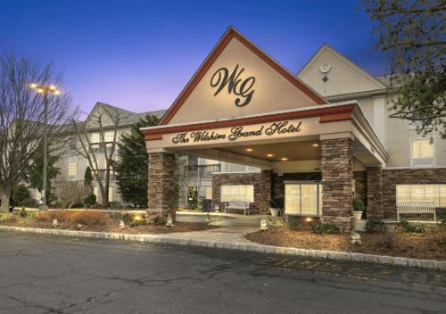 West Orange Hotel | The Wilshire Grand Hotel