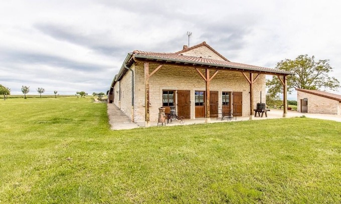Lugny House | "The Winegrower's House"