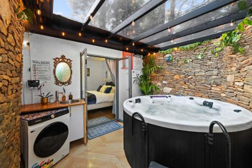 Katoomba House | The Wollemi Smart Palace