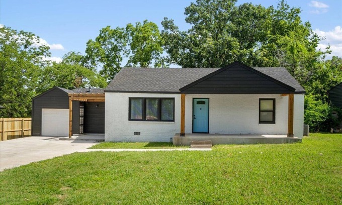 Tulsa House | The Yale House in Tulsa