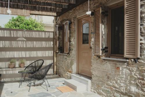 Karystos House | Theros