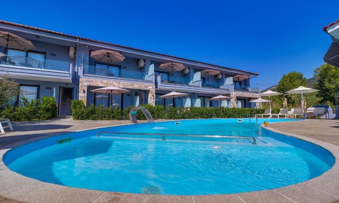 Skala Potamias Apartment | Theros Villas & Suites