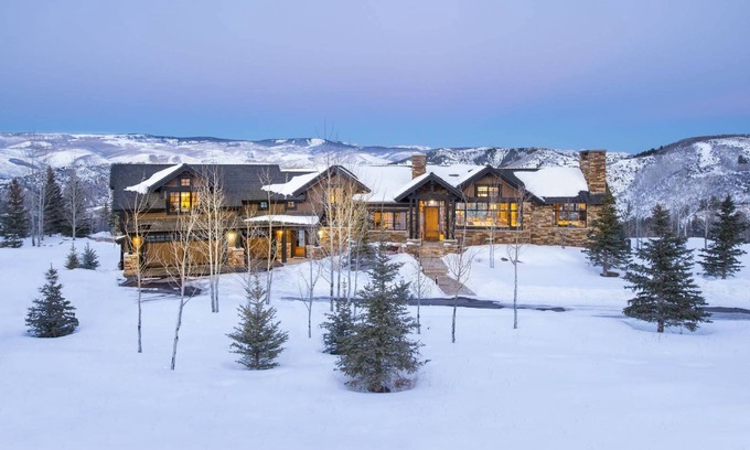 Cordillera House | This 6-bedroom luxury residence, located on the Ranch side of Cordillera!
