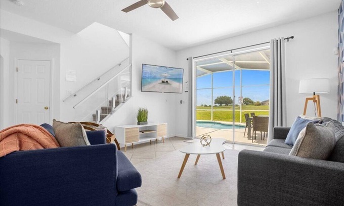 Highlands Reserve House | This charming 5-bedroom villa with a private heated pool is a modern oasis.