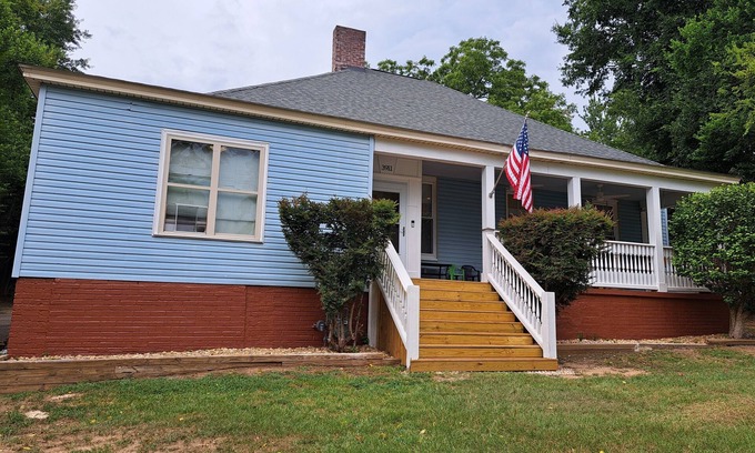 Columbia House | This Old House By The Park