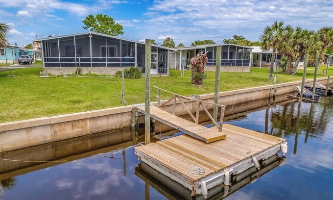 Crawfordville House | This popular 3 BR/2 BA home sits on a canal in the gated community of Paradise Village